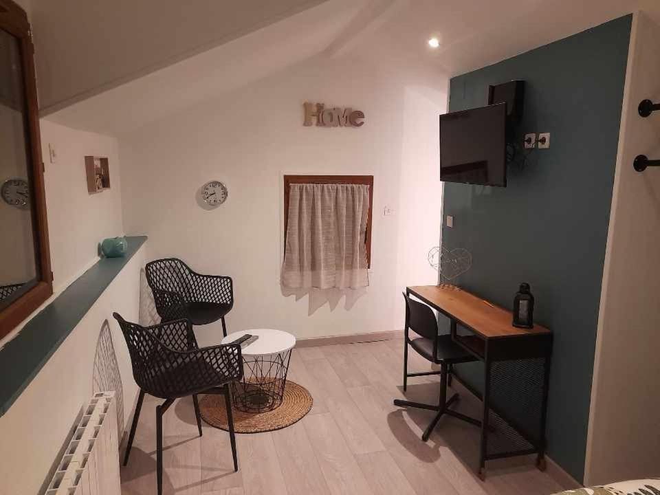Moulineaux Petit Maison Villageoise מראה חיצוני תמונה
